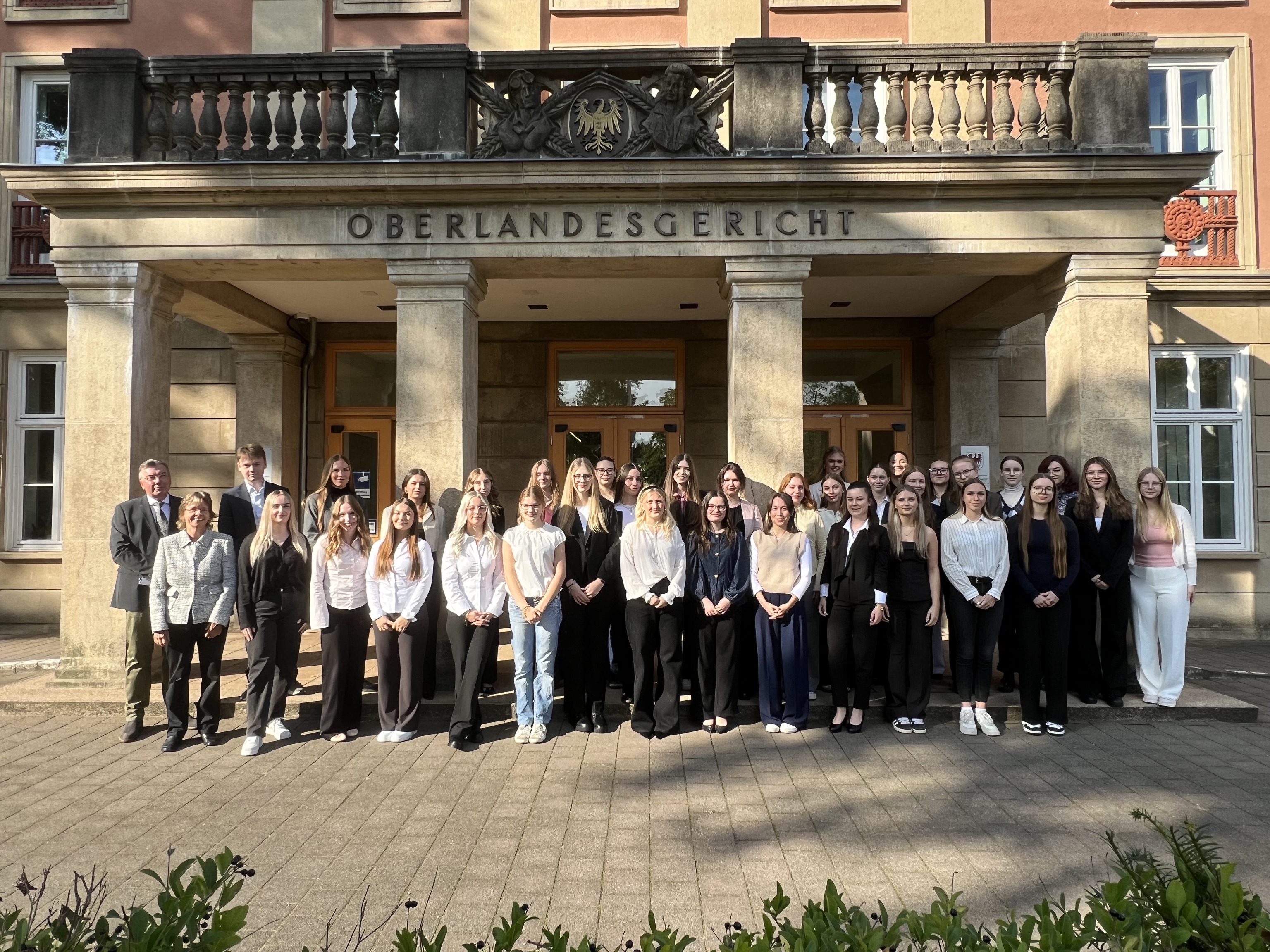 Einstellung von Rechtspflegeranwärterinnen und Rechtspflegeranwärtern