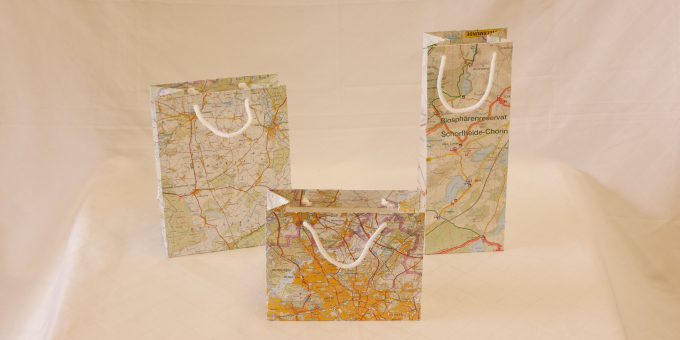 Geschenktüte - Produkte der Buchbinderei der JVA Brandenburg an der Havel