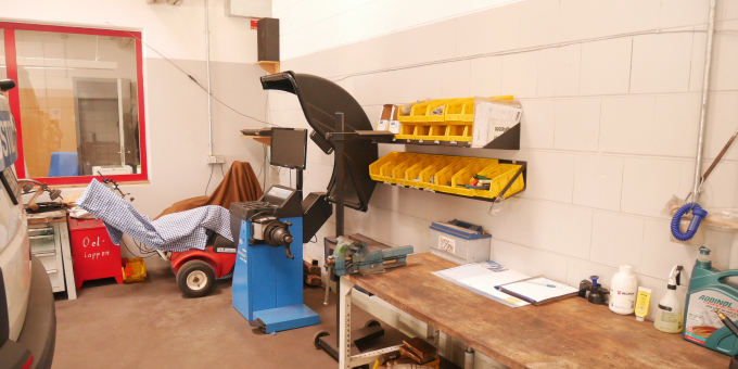 Kfz-Werkstatt der JVA Cottbus-Dissenchen