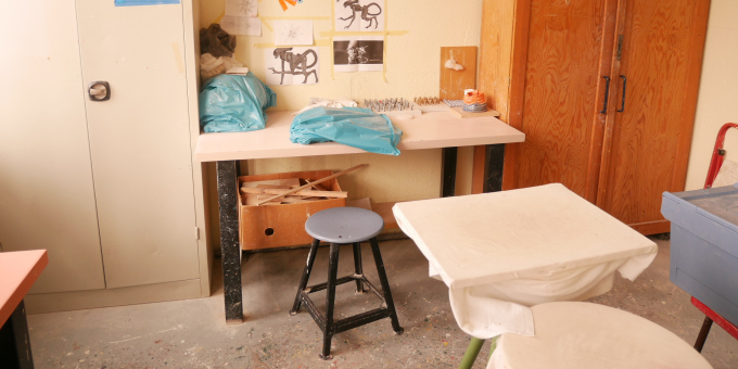 Werkstatt des Arbeitstrainings Holz und Keramik der JVA Nord-Brandenburg, Teilanstalt Neuruppin-Wulkow